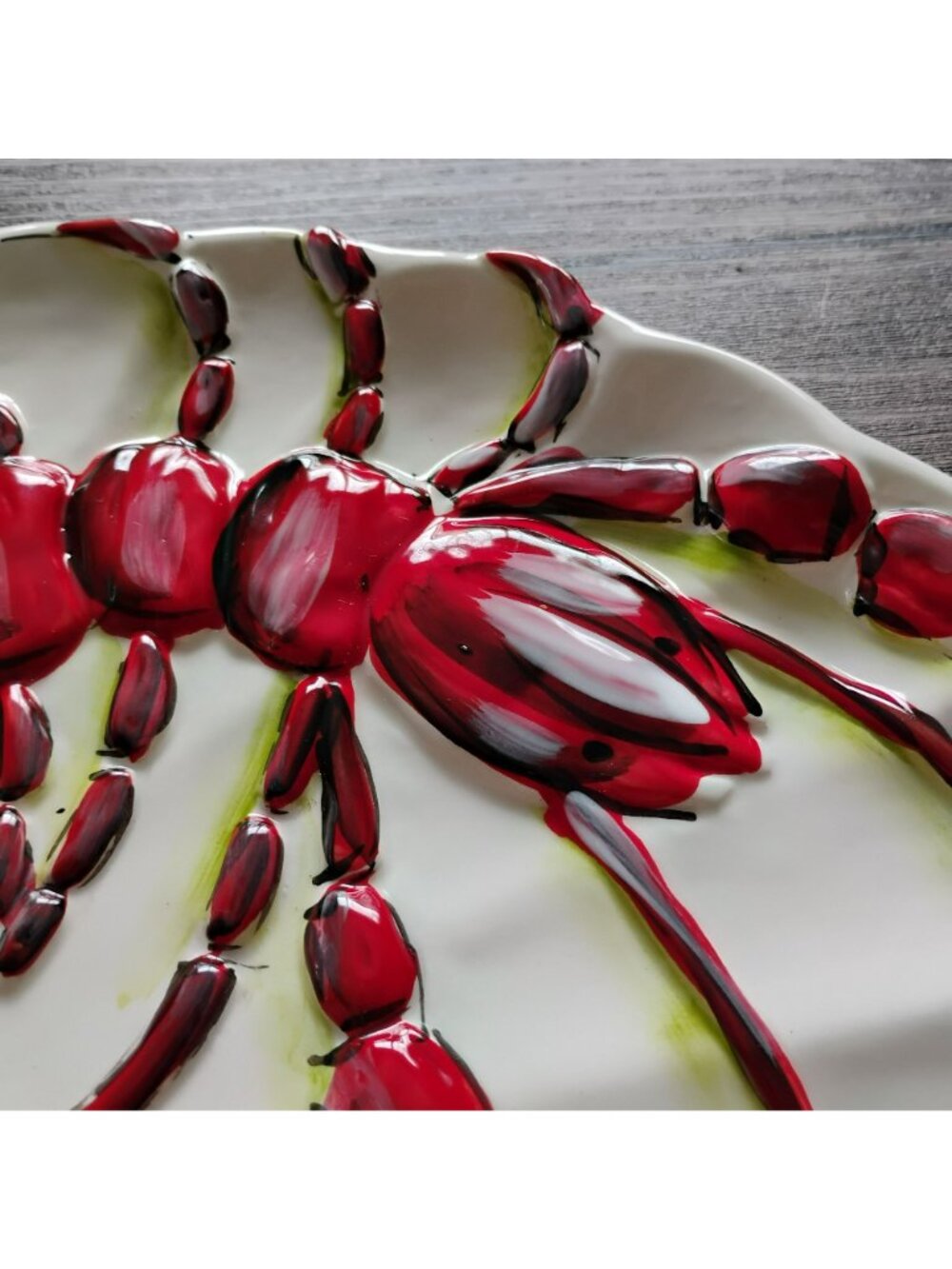 Vintage Italian Majolica 3D Lobster Platter, Hand Painted Scalloped Shell Plate - Picture 6 of 8